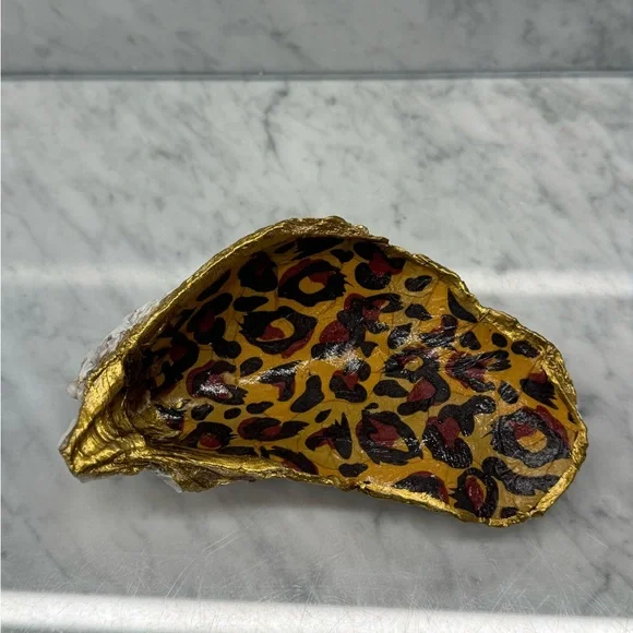 Cheetah Decoupage Handmade Oyster - Picture 3 of 5
